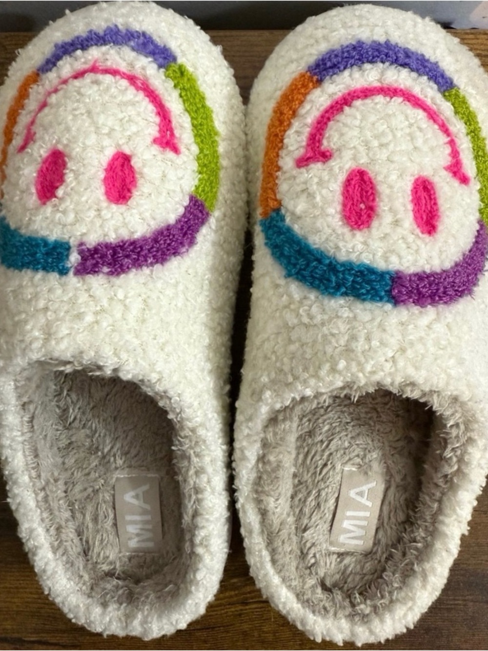MIA White Sherpa-Soled Indoor Slippers